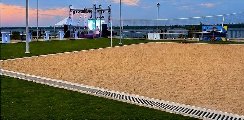 Voleibol playa · Malecón del Río